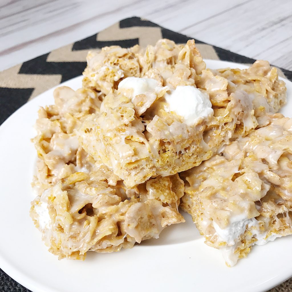 Frosted Flakes Marshmallow Treat Bars - Kelly Lynn's Sweets and Treats