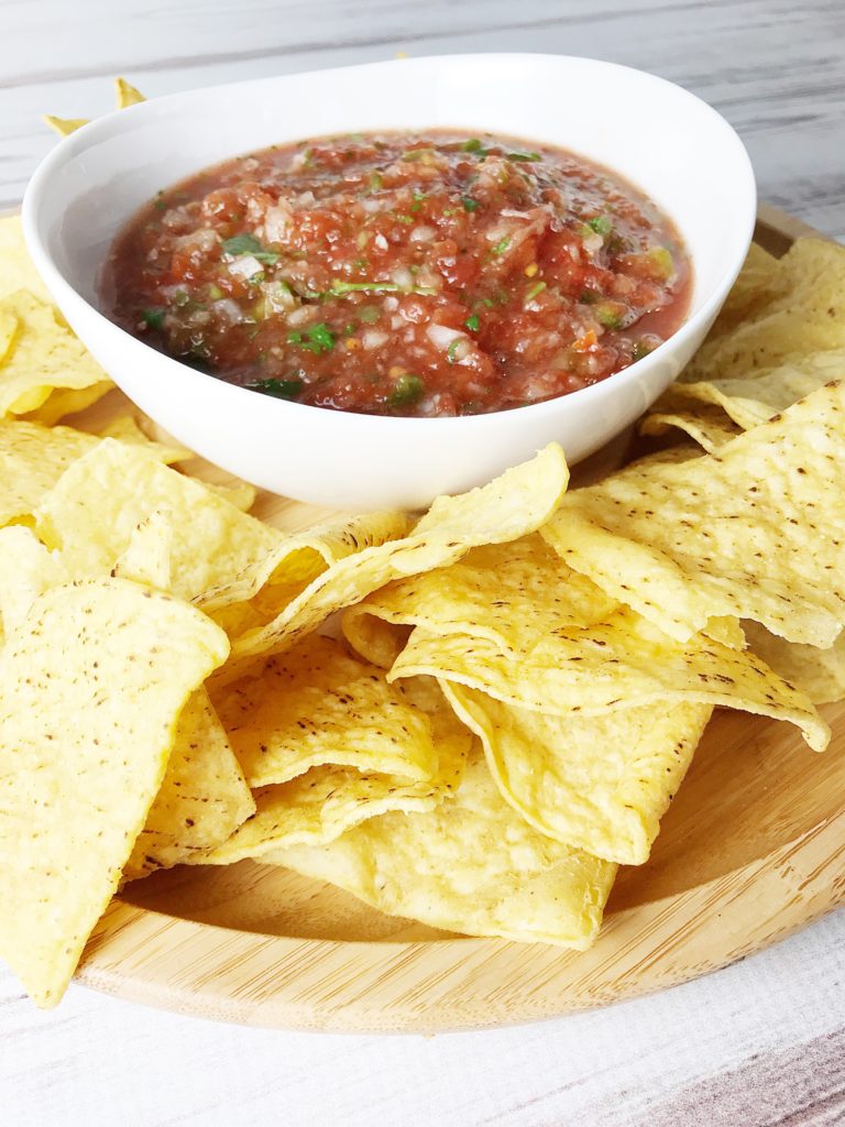 Quick and Easy Restaurant Salsa - Kelly Lynn's Sweets and Treats